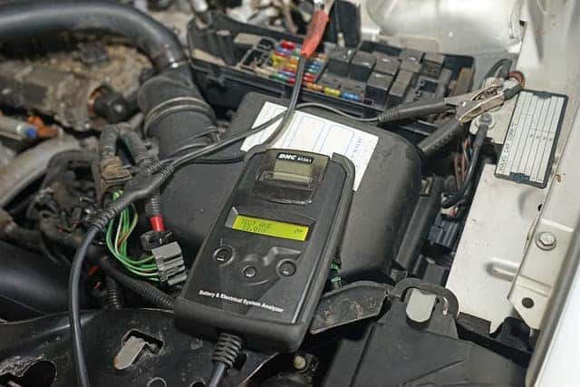 Signs of a Bad Car Battery: 5 Important Tips