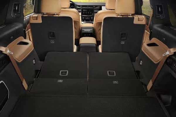 2024 Grand Cherokee Interior