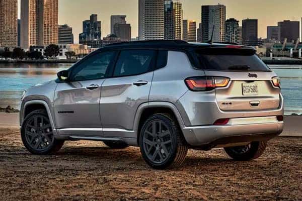 2024 Jeep Compass Latitude EXTERIOR