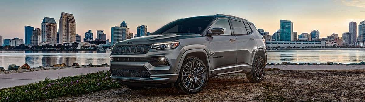 Affordable, Fuel-Efficient CJDR Vehicles at Performance CJDR Centerville